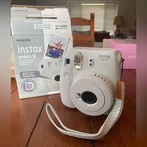 Instax mini 9 Polaroid camera